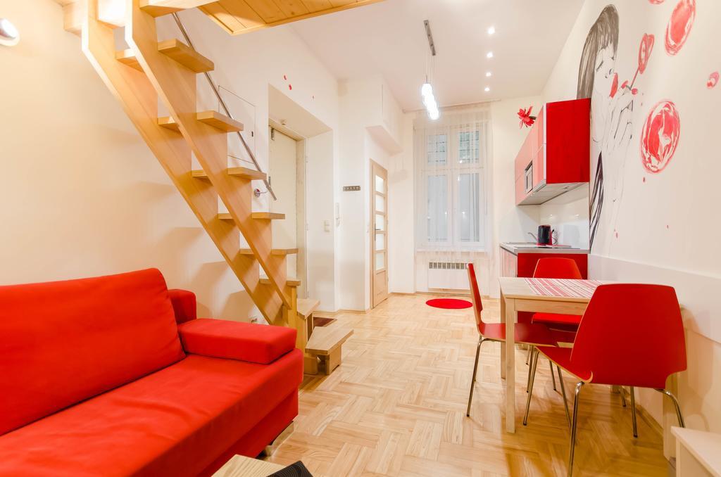 Studio Apartment Mezzanine