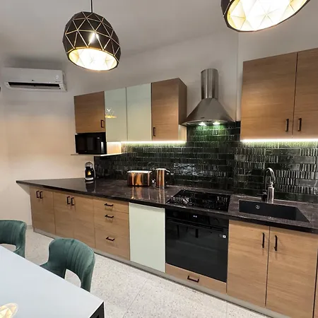Central Krak Apartments-2